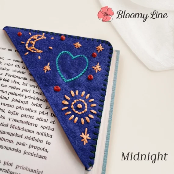 Bloomy Line Last Day Off Personalized Hand Embroidered Corner