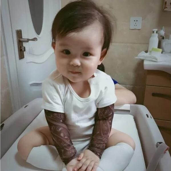 BABY TATTOO ONESIE