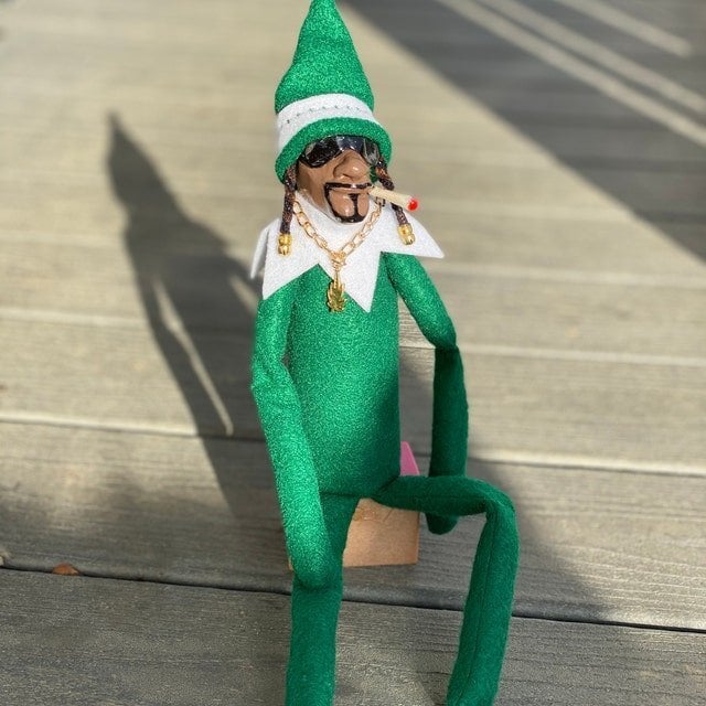 Christmas Gift Snoop On A Stoop Christmas Elf Doll