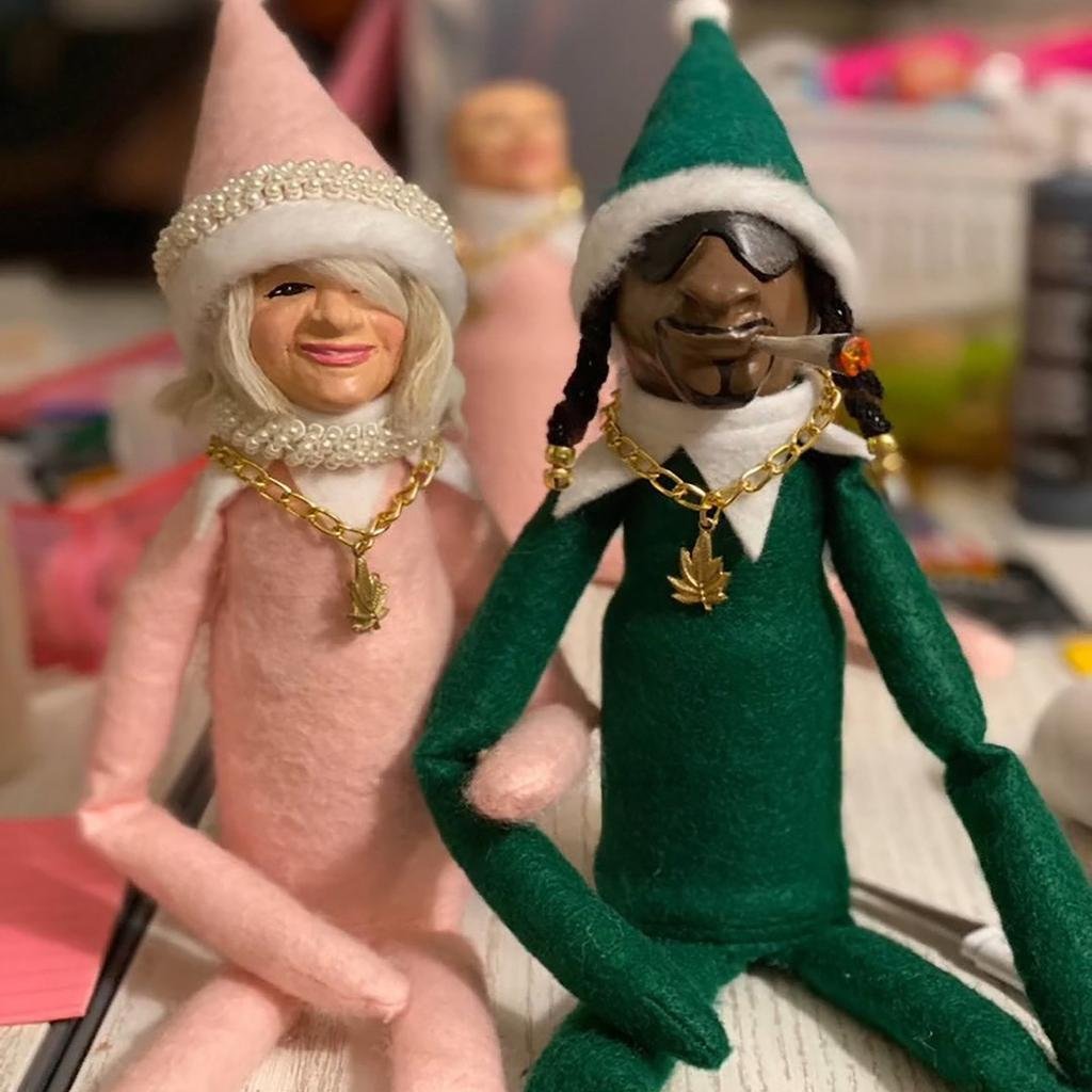 Engravingift Christmas Gift Snoop On A Stoop Christmas Elf Doll