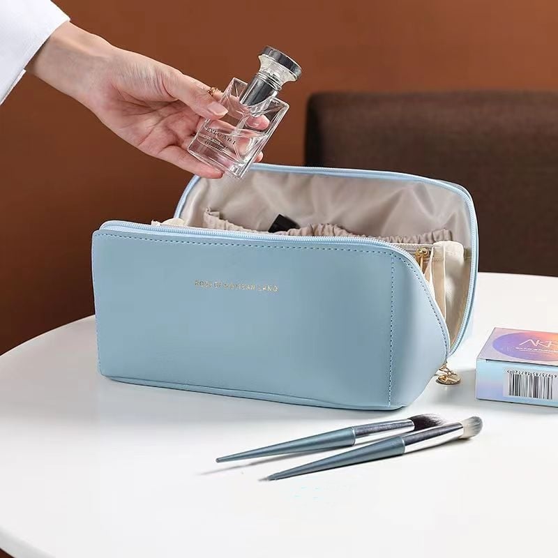 Large-capacity Travel Cosmetic Bag