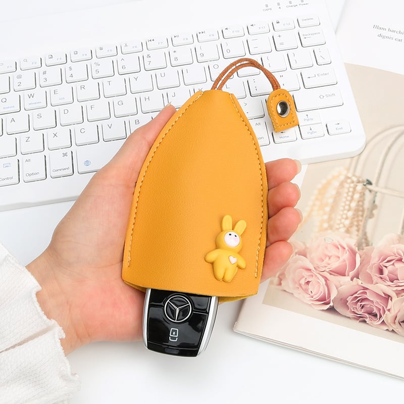 Last Day 49% Off-Creative pull-out cute large-capacity car key case