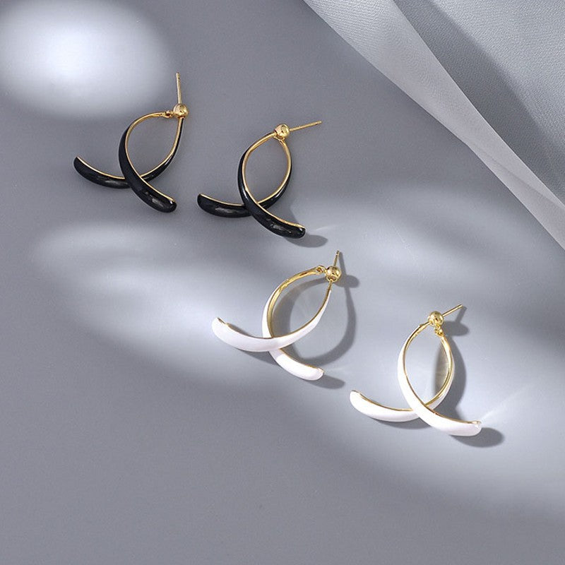 LAST DAY 70% OFF - Cross Curved Earrings