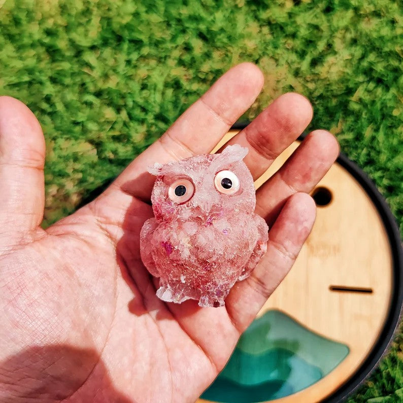 NATURAL CRYSTAL GEMSTONE OWL