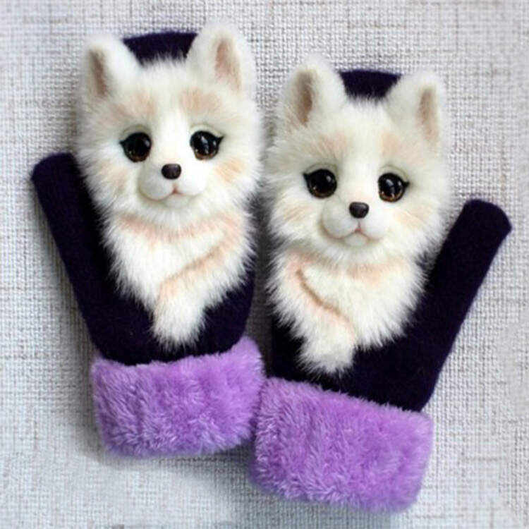 Pincusty Hand-knitted animal Mittens