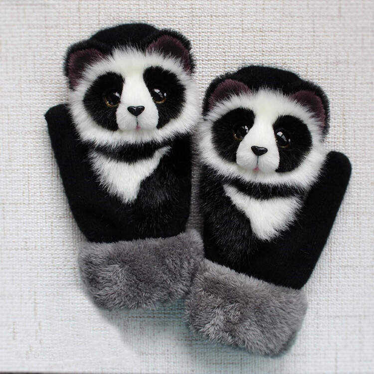 Pincusty Hand-knitted animal Mittens