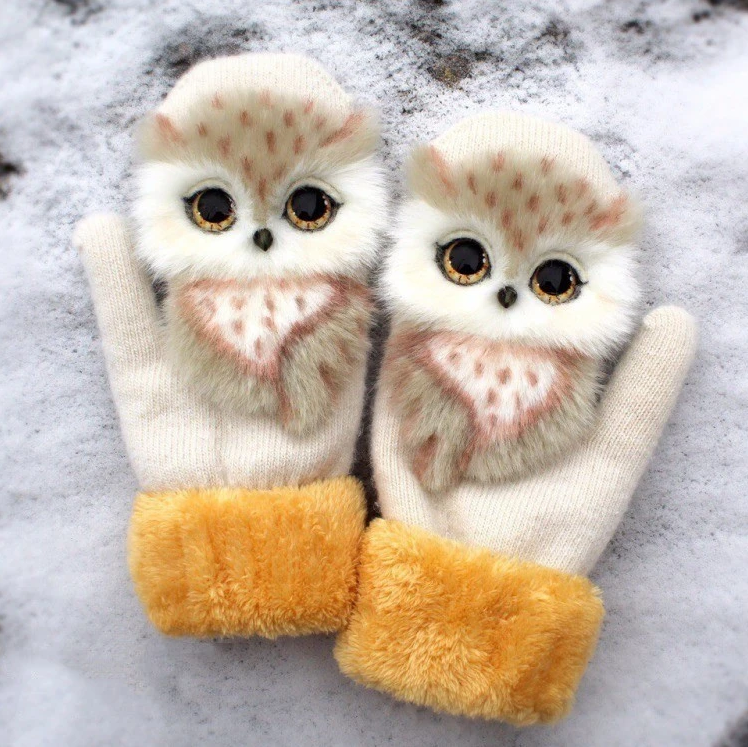 Pincusty Hand-knitted animal Mittens