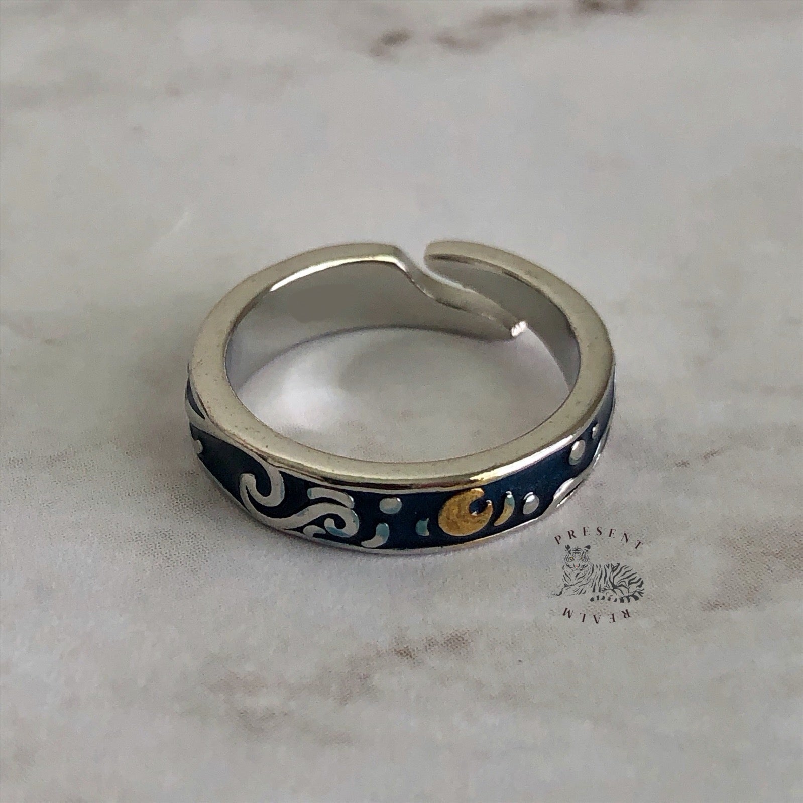 Present Realm Adjustable Rings