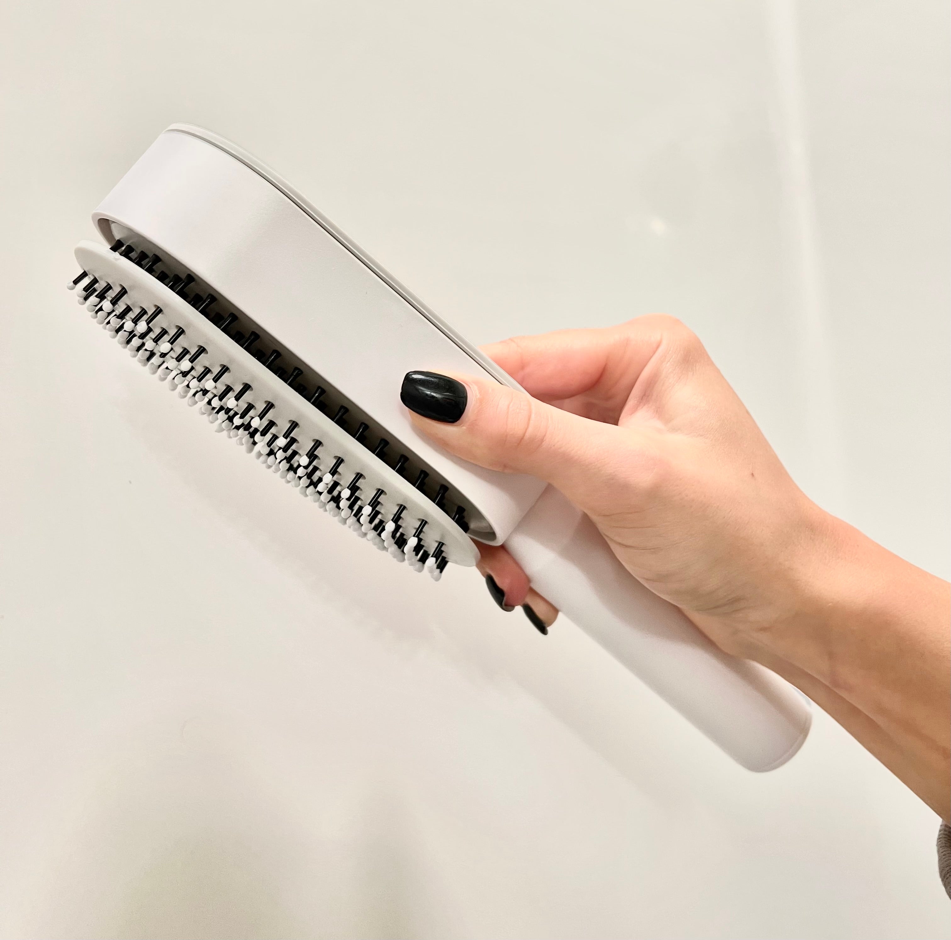 Self Cleaning Hair Brush