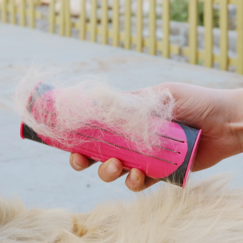 SilkyBrush™ 3 in 1 Deshedding Undercoat & Fur Brush