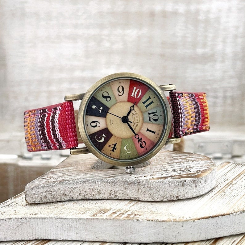 Watches with multicolour rainbow pattern