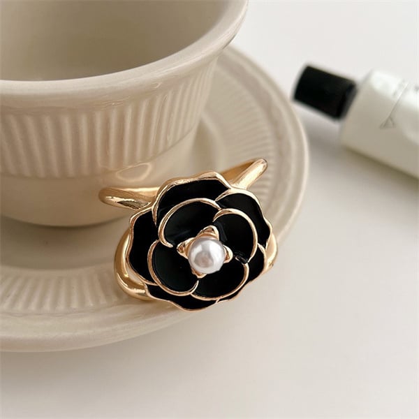 Women's Elegant Pearl Floral Scarf Ring Clip Buy 3 Get 1 Free