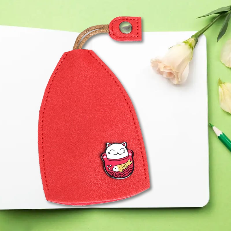 Last Day 70% Off - Creative pull-out cute large-capacity car key case