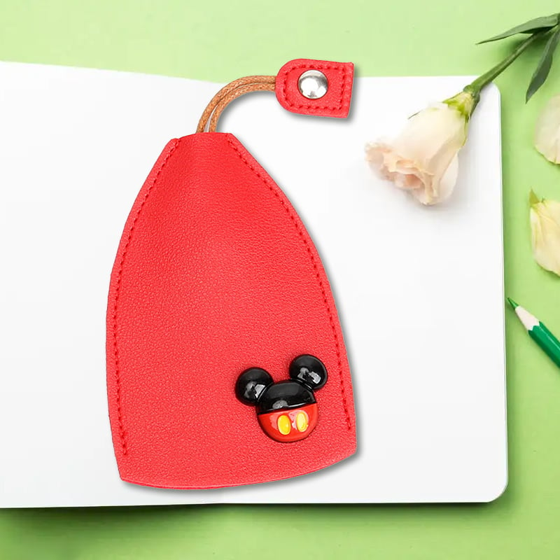 Last Day 70% Off - Creative pull-out cute large-capacity car key case