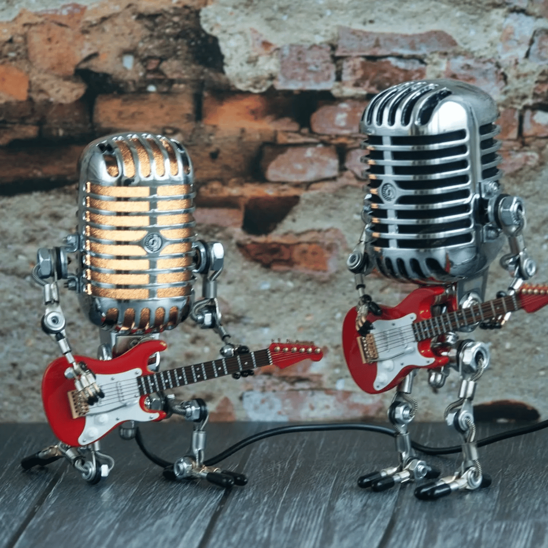 LAST DAY 70% OFF - Vintage Metal Microphone Robot Desk Lamp