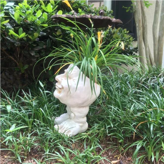 Mugglys Face Statue Planter - Happy New Year 49% OFF