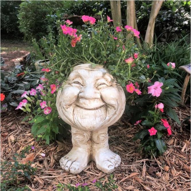 Mugglys Face Statue Planter - Happy New Year 49% OFF