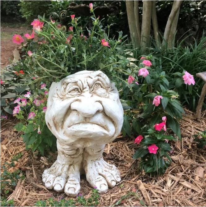 Mugglys Face Statue Planter - Happy New Year 49% OFF