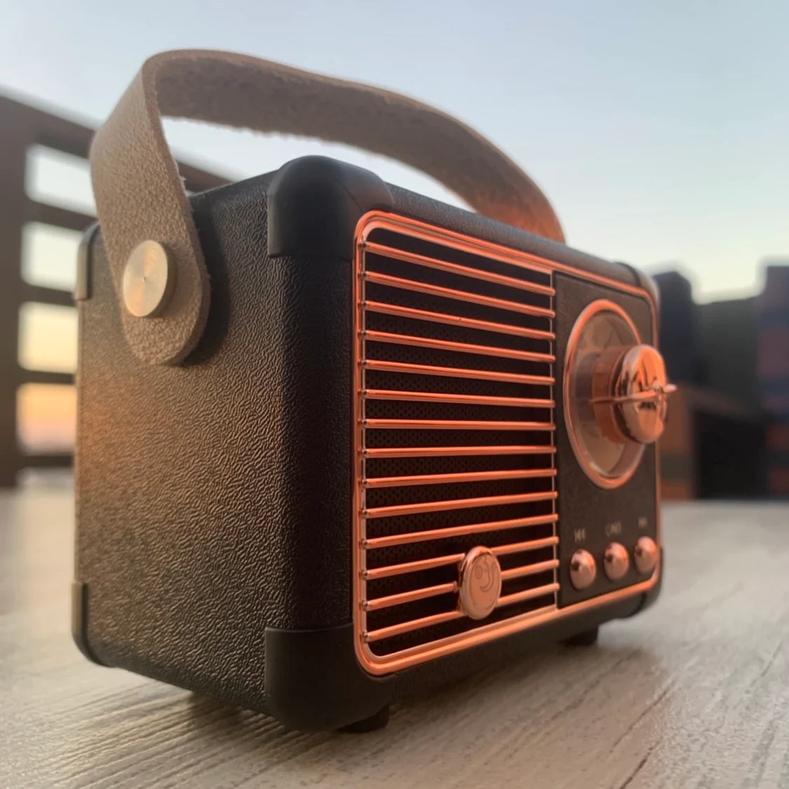 Retro Bluetooth Speaker