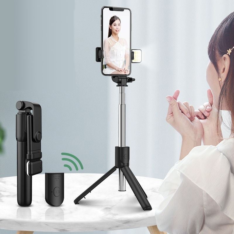 (HOT SALE NOW- 49% OFF) 6 In 1 Wireless Bluetooth Selfie Stick