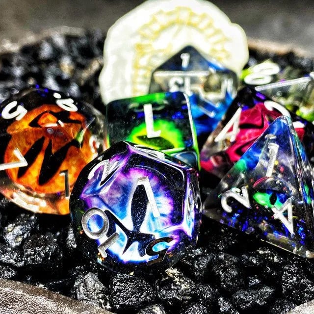 Last Day Promotion - Lifelike Green Dragon Eye Dice Set