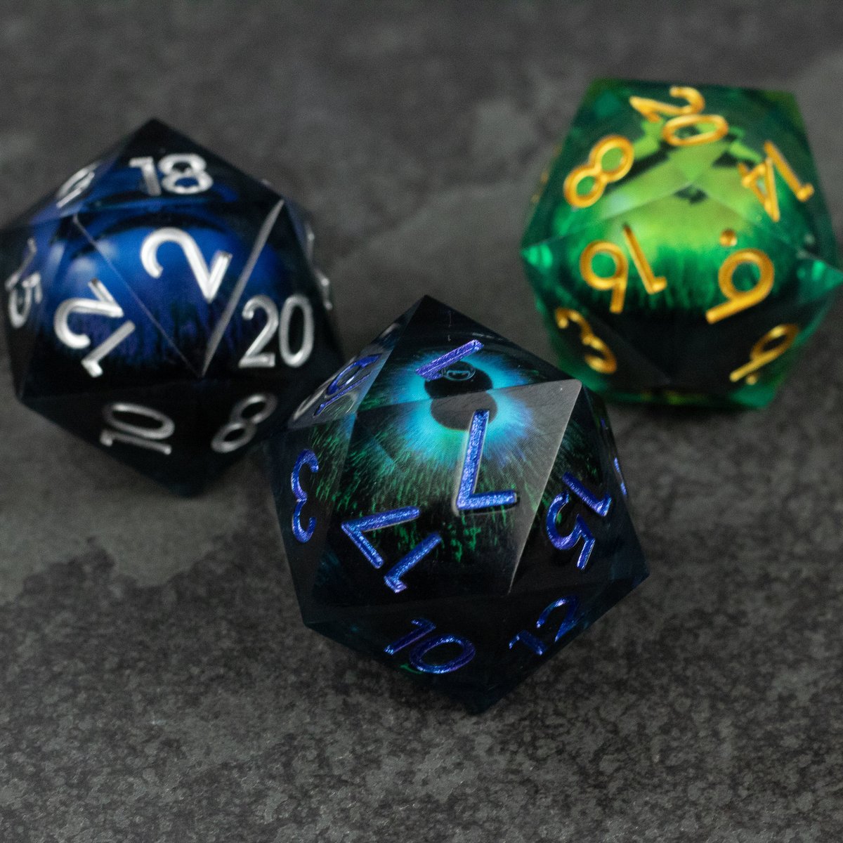 Lifelike Green Dragon Eye Dice