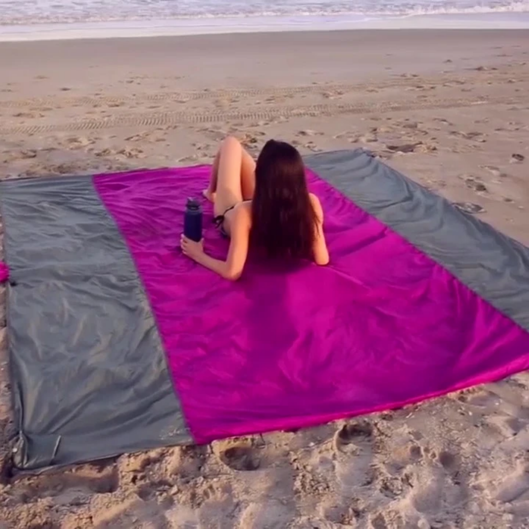 Mr. Beach Lightweight Sand Free Beach Mat