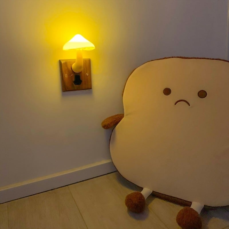 MUSHROOM WALL LIGHT