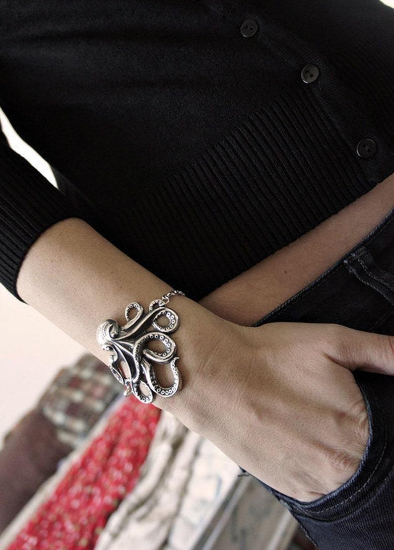 Silver Rockabilly Steampunk octopus kraken bracelet with anchor