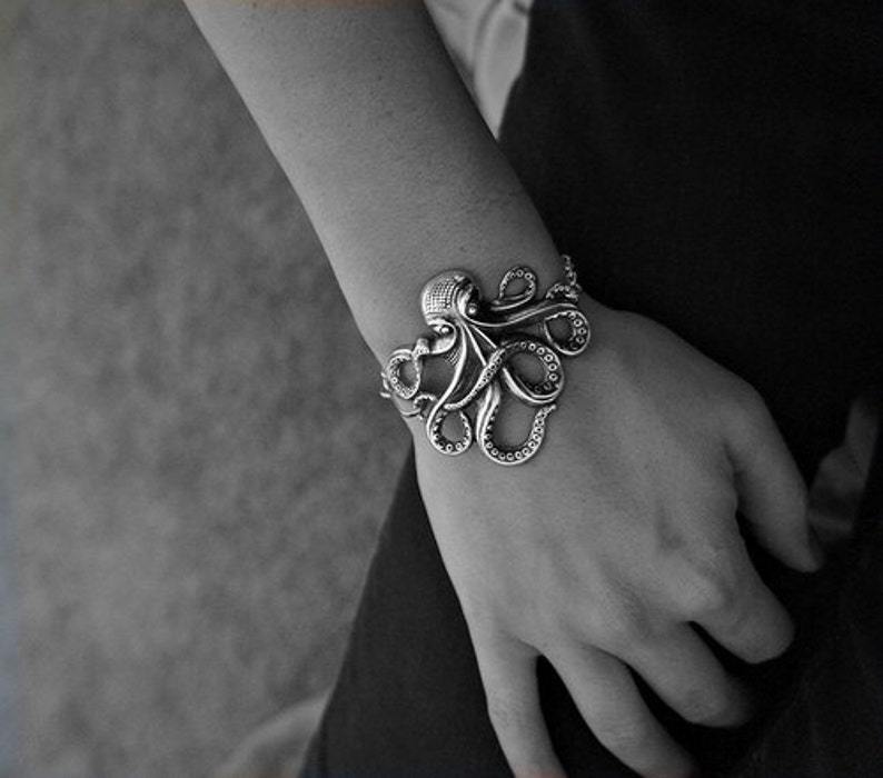 Silver Rockabilly Steampunk octopus kraken bracelet with anchor