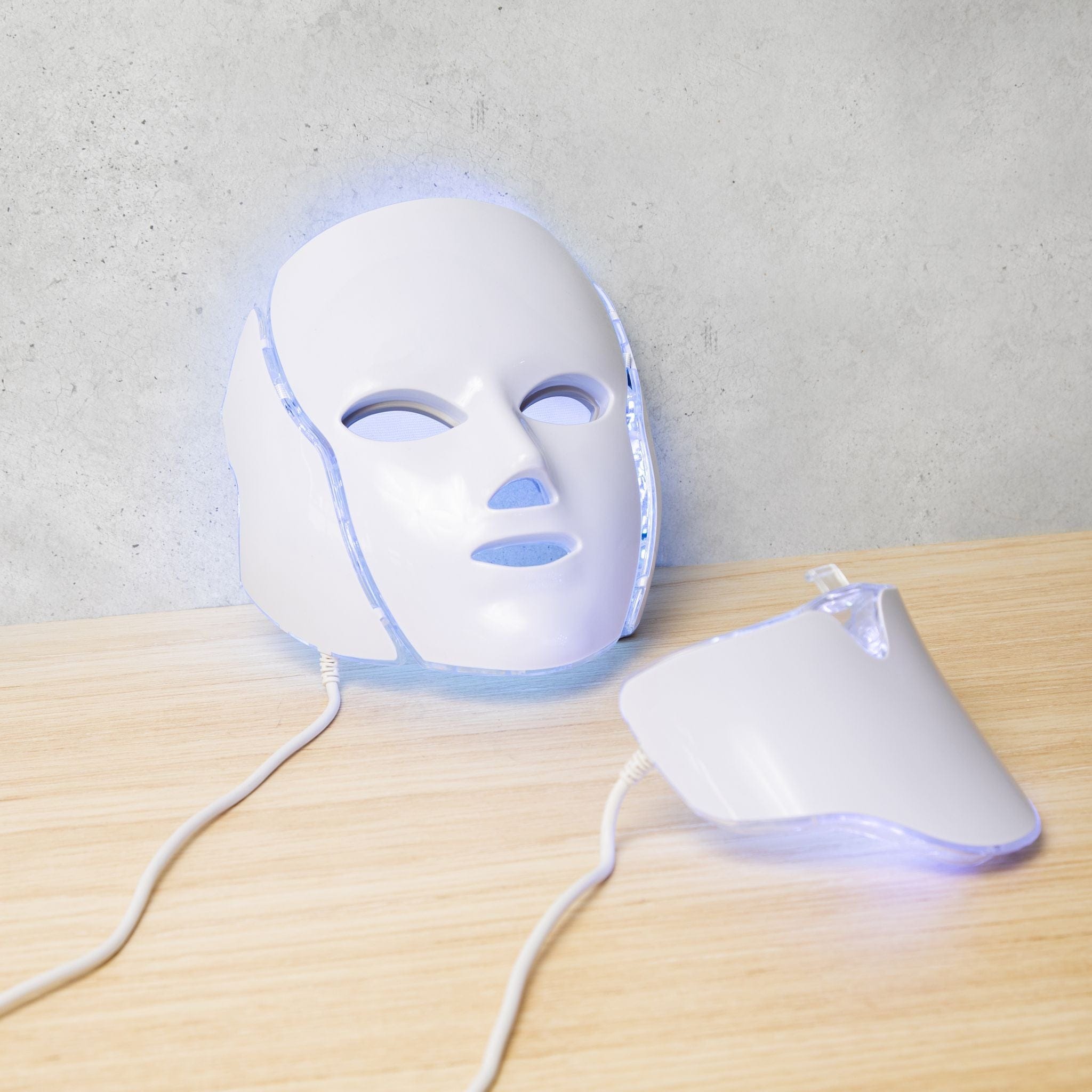 Wrinkle Clearing Light Therapy Face & Neck Mask