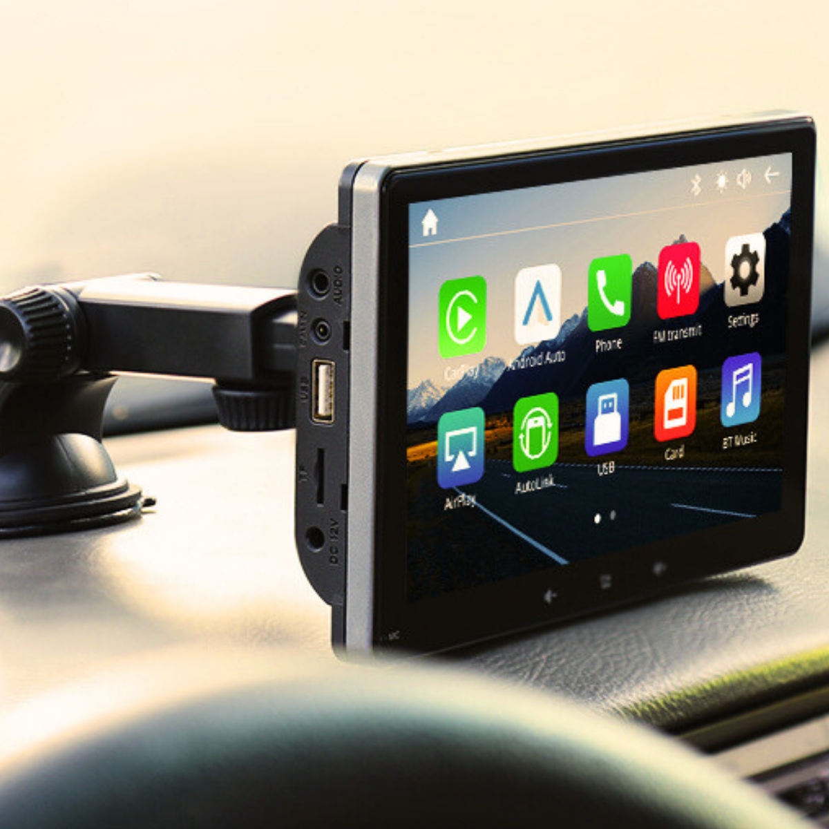 CarPlay – 7 inch Touch Screen