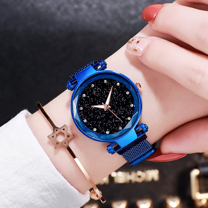 Fashion star watch