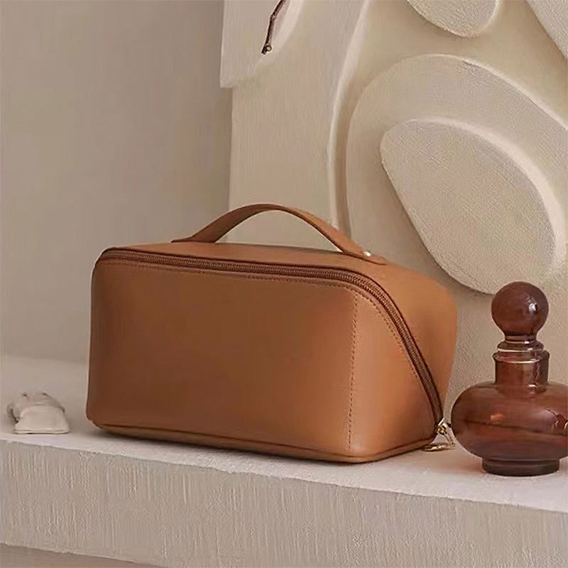 SALY EXPANDABLE LEATHER TRAVEL MAKEUP BAG