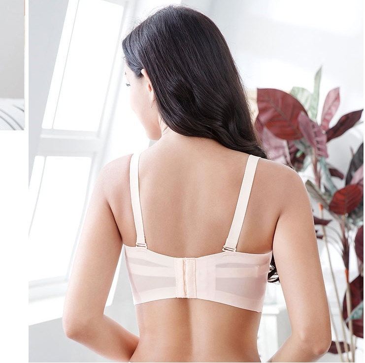 Full Support Non-Slip Convertible Bandeau Bra