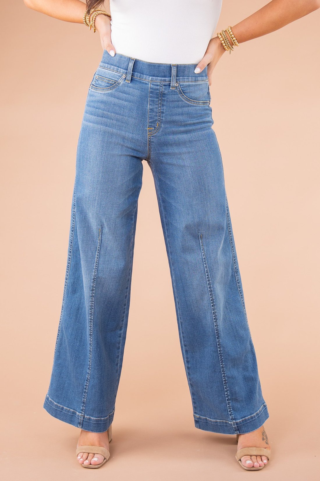 (HOT Sale - 48% OFF) Seamed Front Wide Leg Jeans