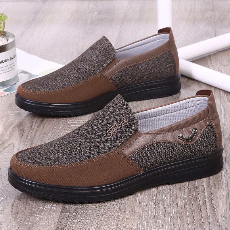 MEN'S EXTENDED WIDTH FOOT AND HEEL COMFORTABLE INSOLE NON-SLIP SNEAKERS