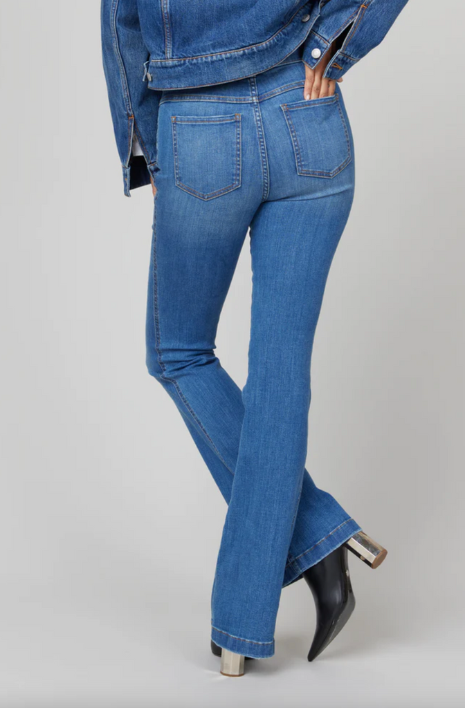 No-Button Loose Flare Jeans