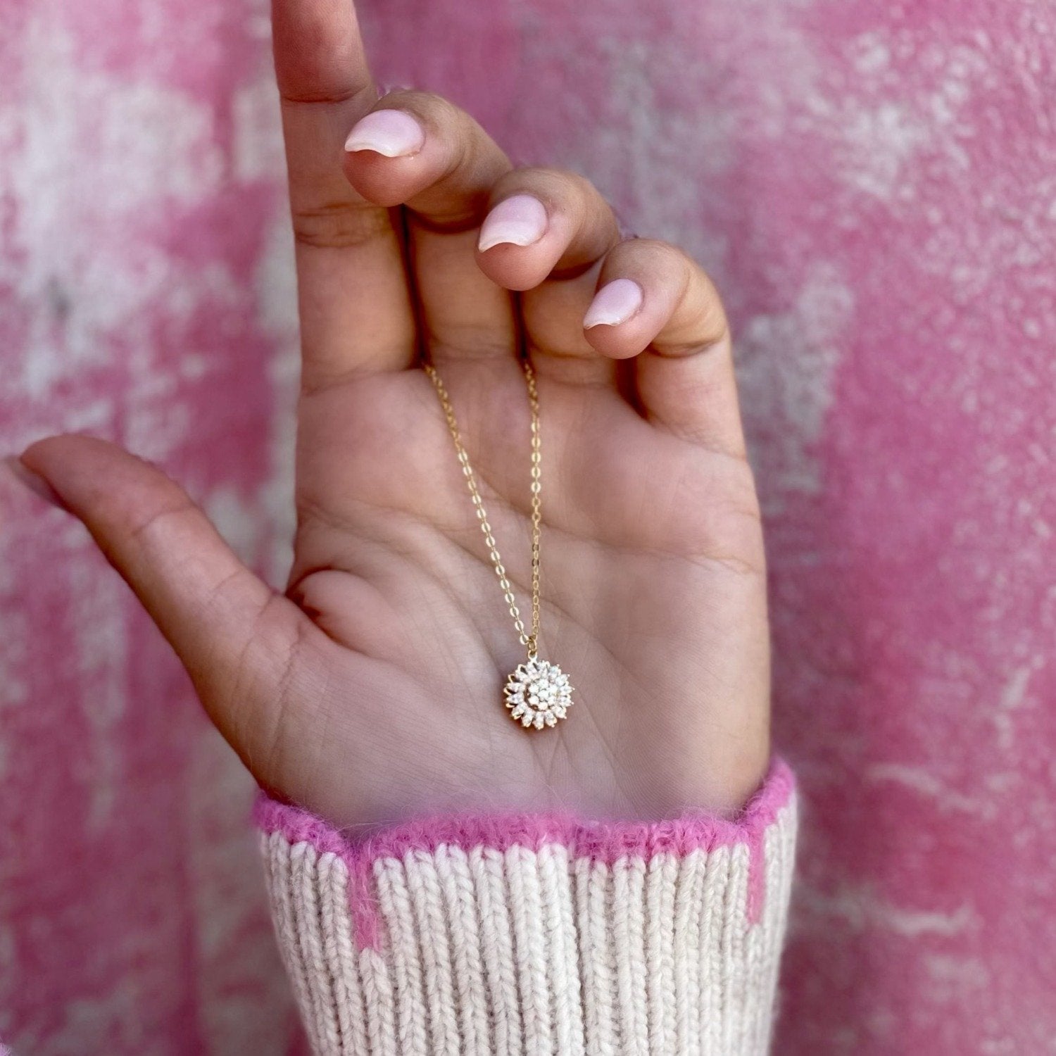 Spinning Sunflower Necklace