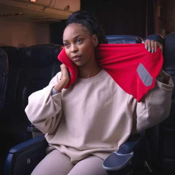 TRAVEL PILLOWS - Stay Relaxed and Rested on Long Trips