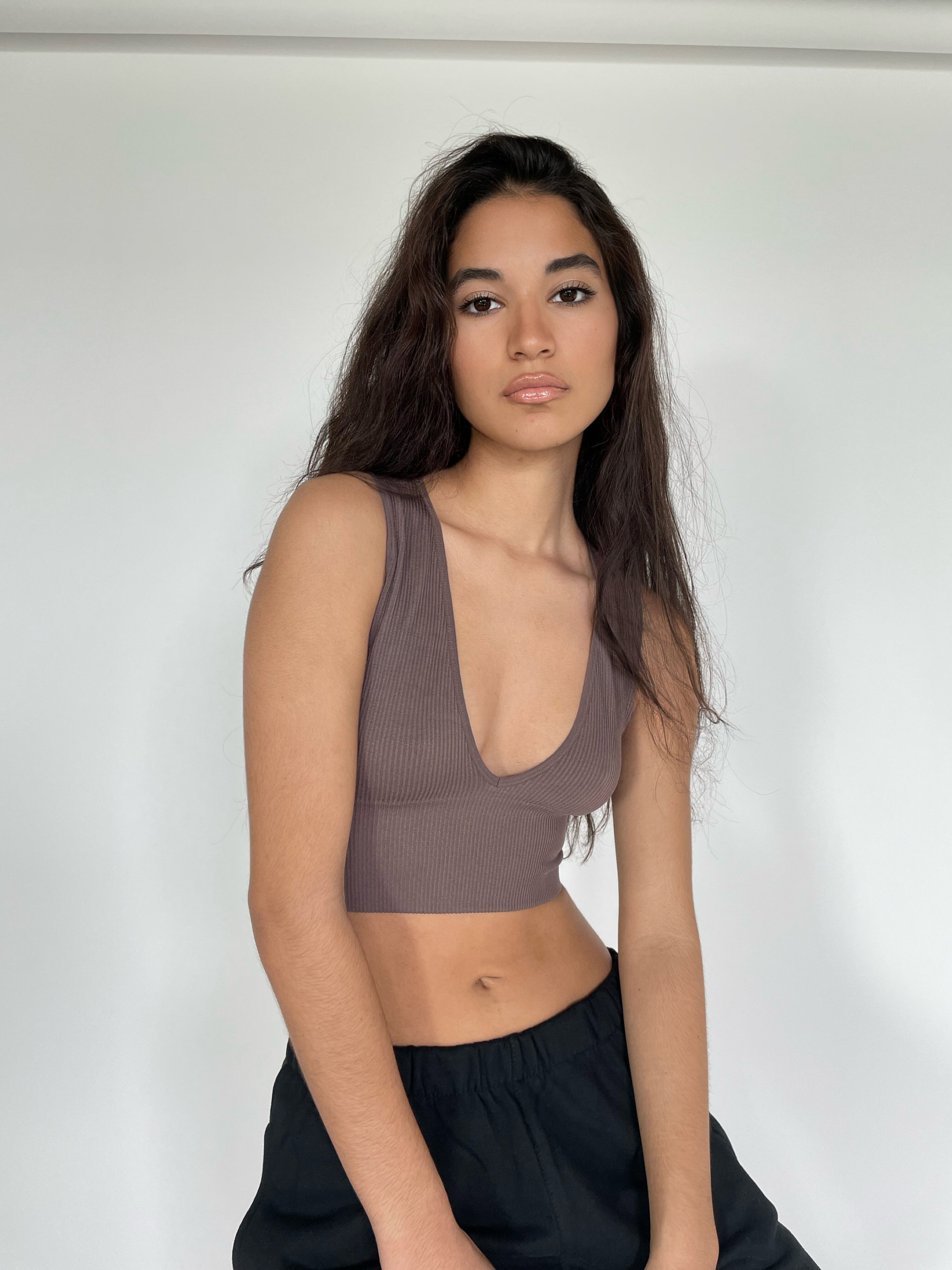 WANDERLUSH - TRUTH OR BARE V-NECK CROP TOP