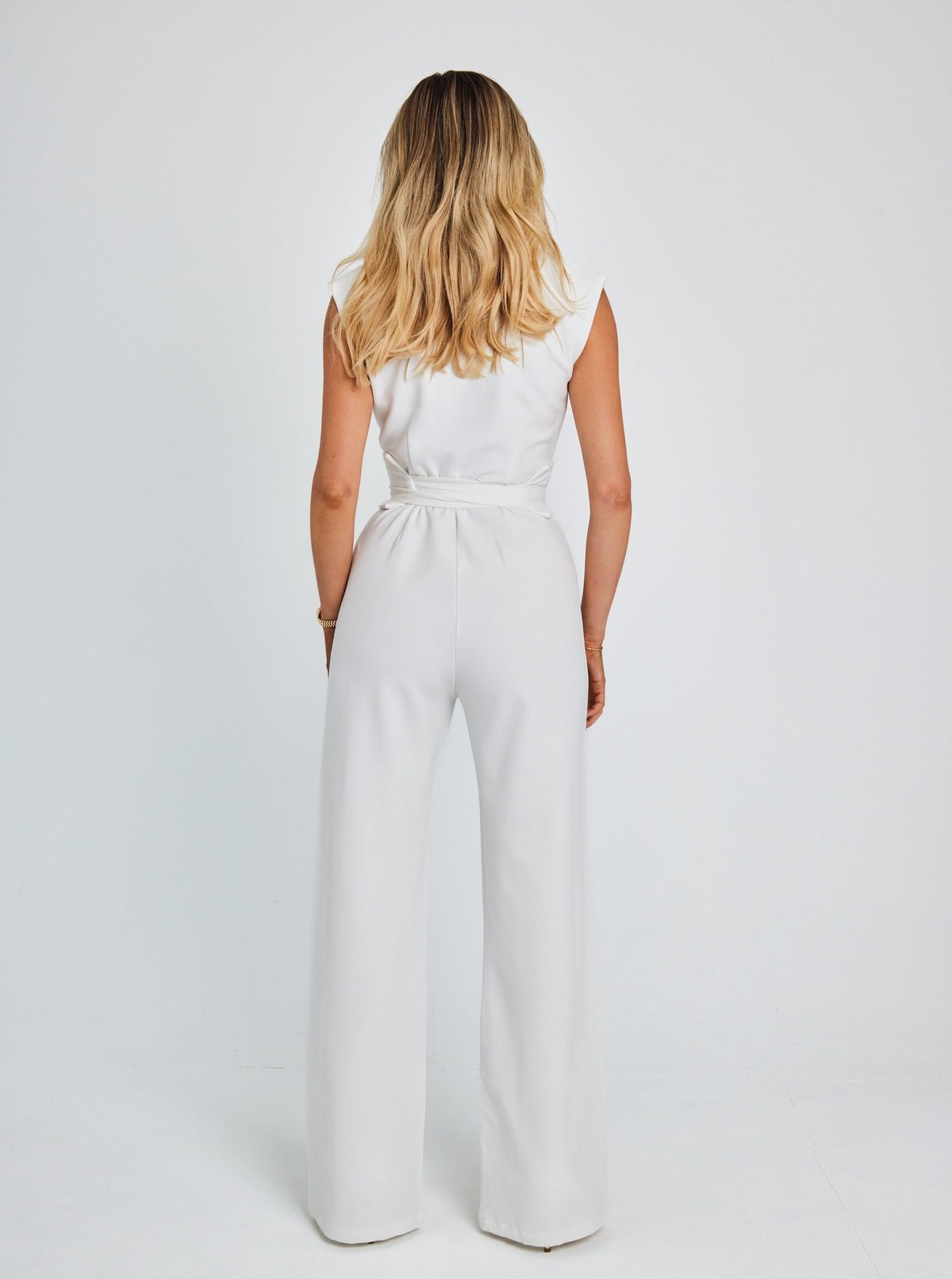 Women's Sleeveless Wide-Leg Jumpsuit