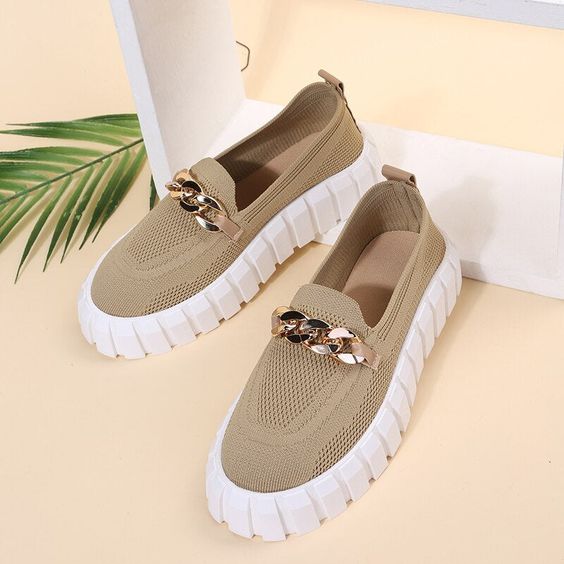 Breathable Flyweave Loafer Low-Top Walking Shoe