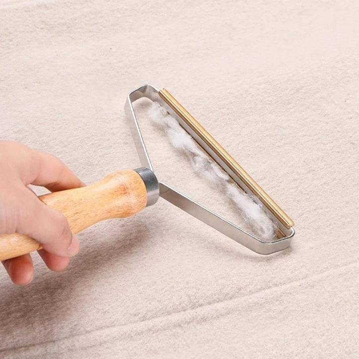 Lint/Dust Remover