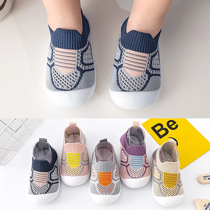 Soft breathable mesh shoes for babies