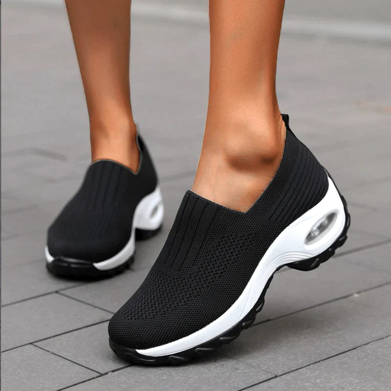 BIG SALE - HALF PRICE - Womens Skech-Air GO-WALK Air Cushion Trainers