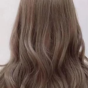 Dyeing foam shampoo in a variety of colors to cover gray hair and color your hair every day. Every shampoo is a hair color, the new hair color will make you more youthful and fashionable