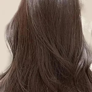 Dyeing foam shampoo in a variety of colors to cover gray hair and color your hair every day. Every shampoo is a hair color, the new hair color will make you more youthful and fashionable