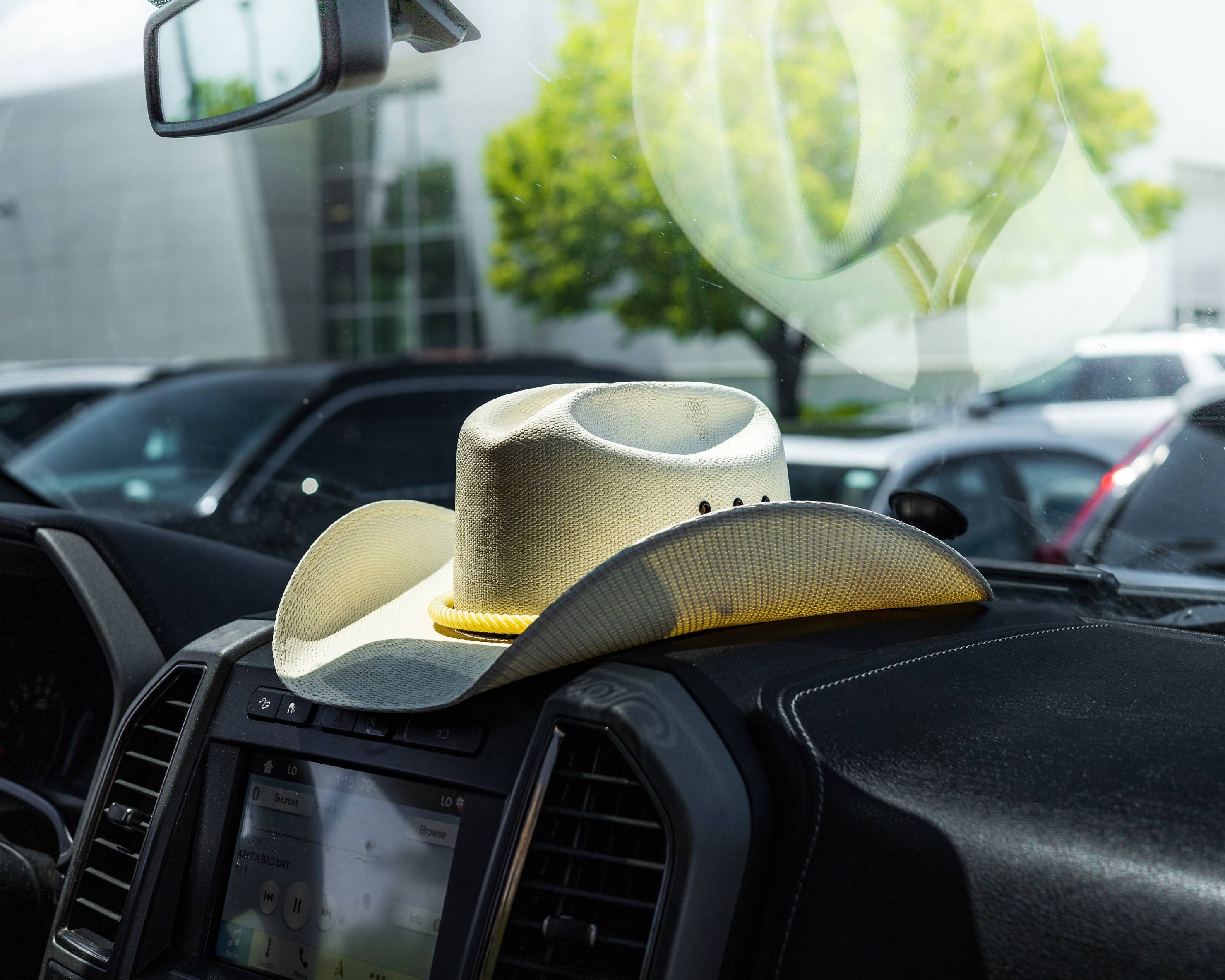 Hat Mounts. Cowboy Hat Mounts for your Vehicle