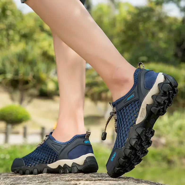 Portable Tied Orthopedic Hiking Quick-drying Sneakers